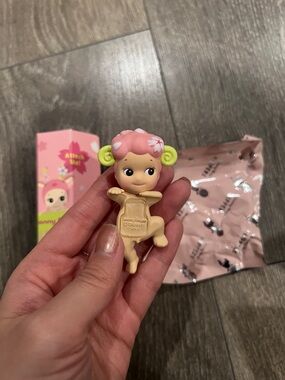 Brand NEW Sonny Angel hippers cherry blossom series - sheep